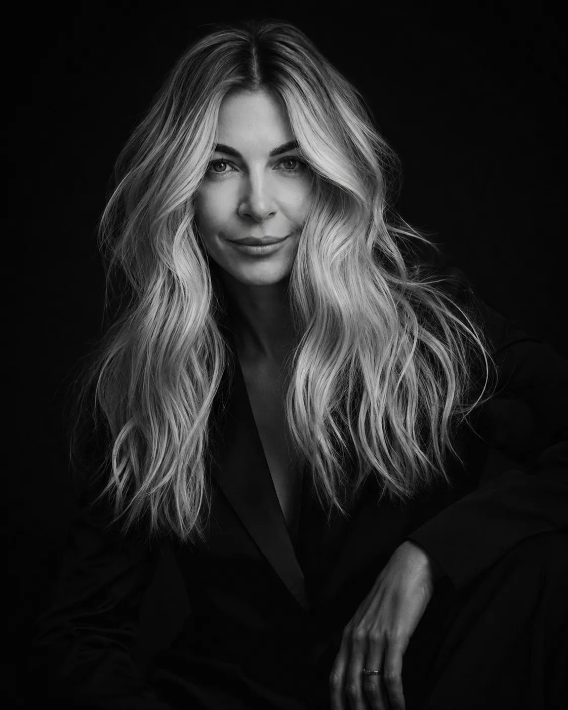 Maribel Server, fotógrafa de retrato, en su estudio de Valencia