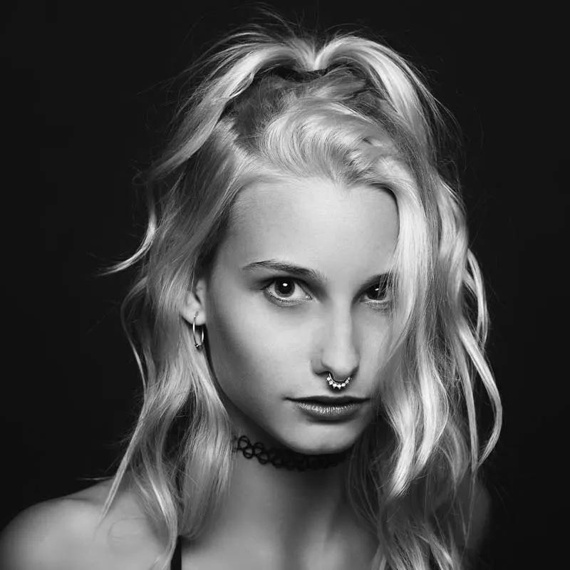 Retrato para castings en blanco y negro