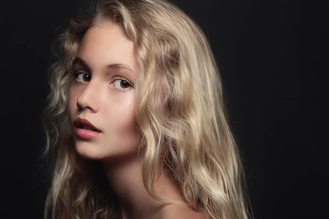 Book de modelo Maëlla Conte en Valencia - Foto 3