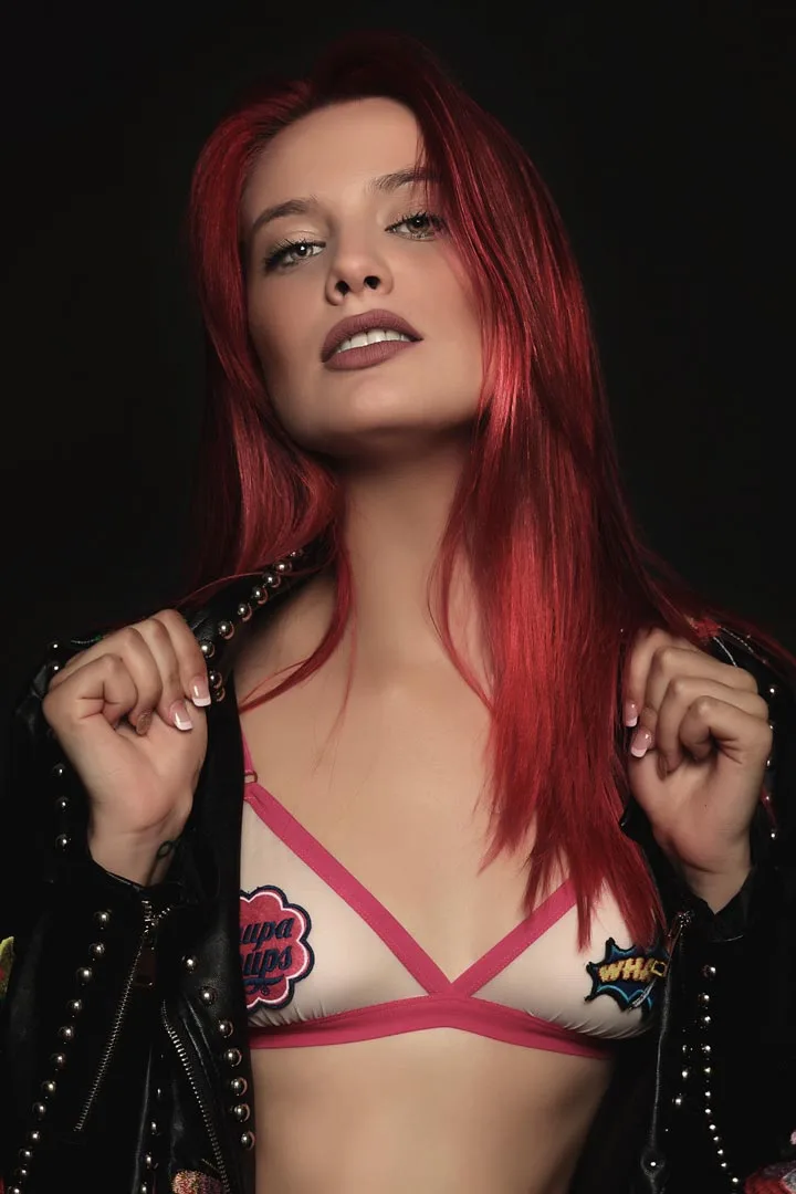 Book de modelo Amelia Campos en Valencia - Foto 2