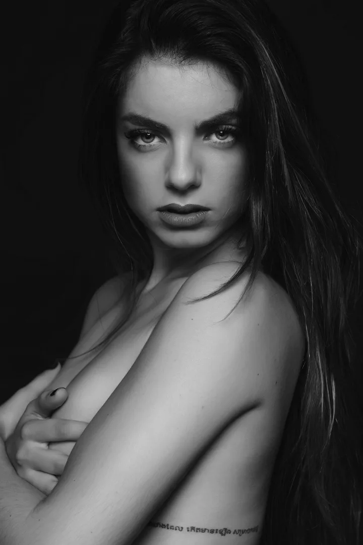 Book de modelo Shara Tamarit en Valencia - Foto 3