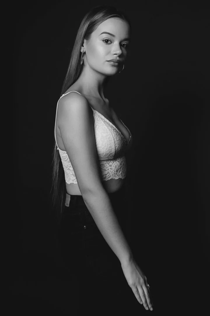 Book de modelo Olga Cariñena en Valencia - Foto 4