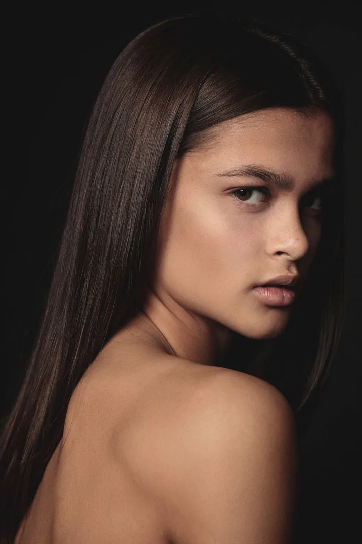 Book de modelo Coral Prieto en Valencia - Foto 1