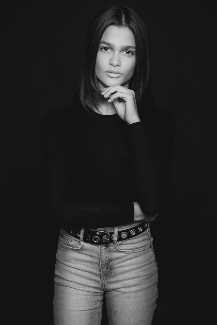 Book de modelo Coral Prieto en Valencia - Foto 2