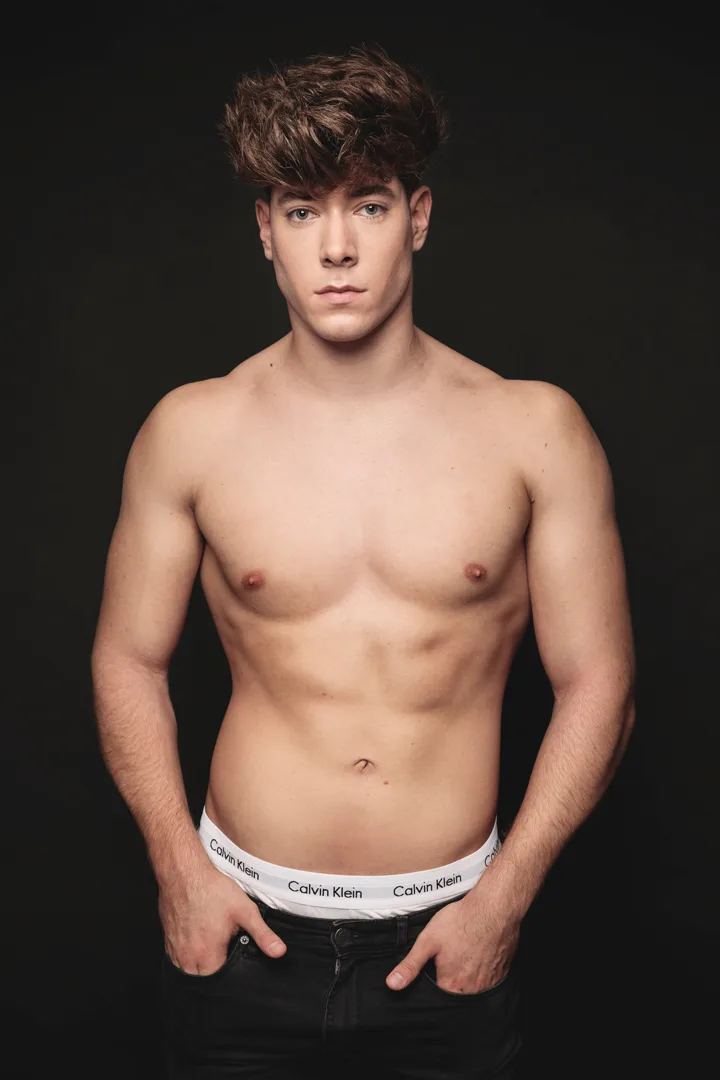 Book de modelo Guillermo Pobo en Valencia - Foto 1