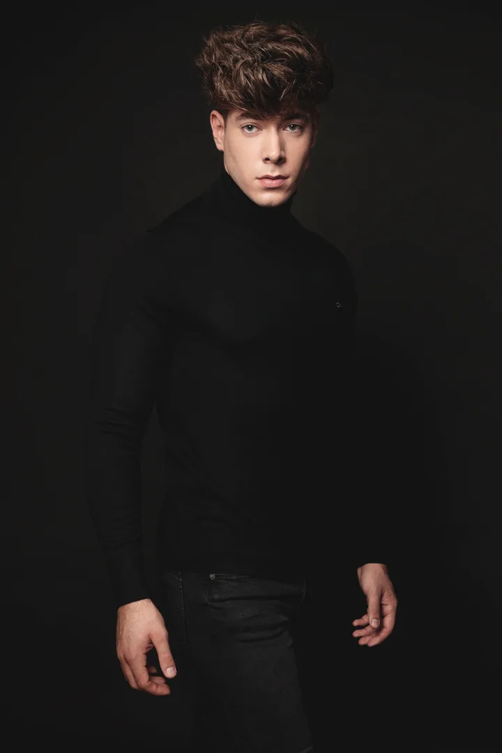 Book de modelo Guillermo Pobo en Valencia - Foto 3