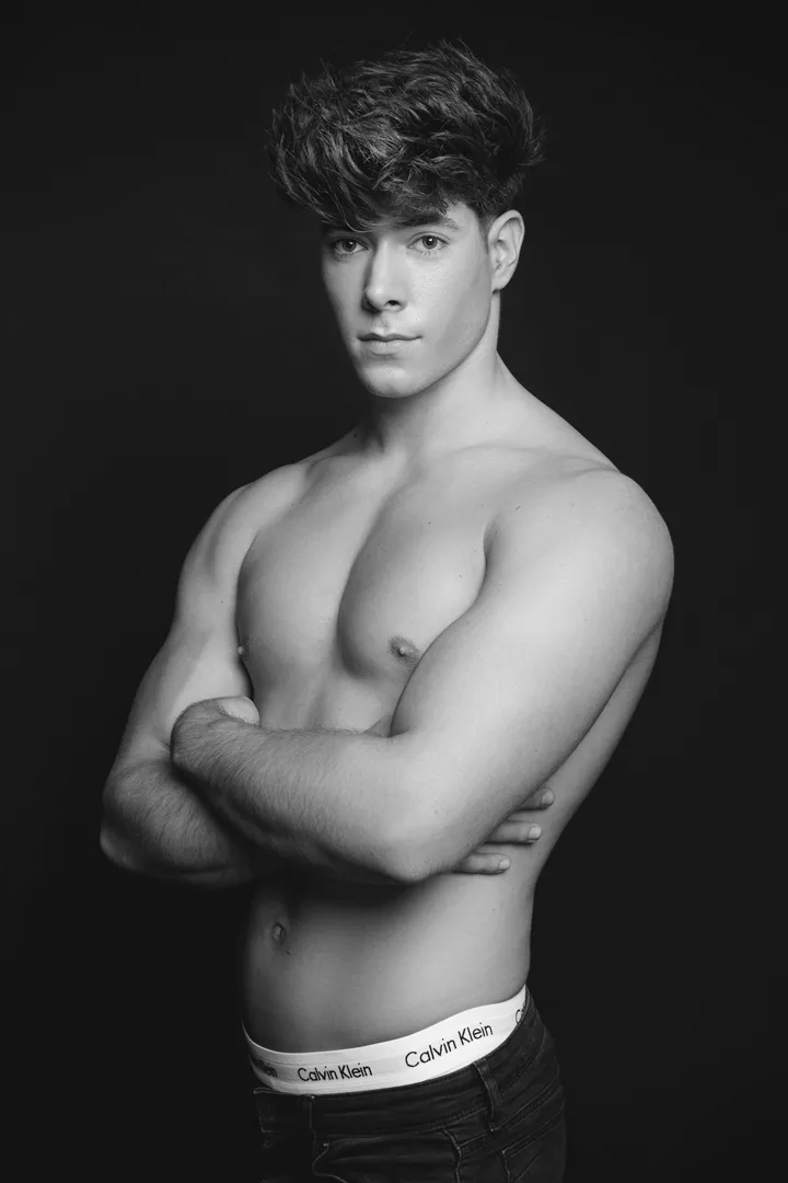 Book de modelo Guillermo Pobo en Valencia - Foto 4