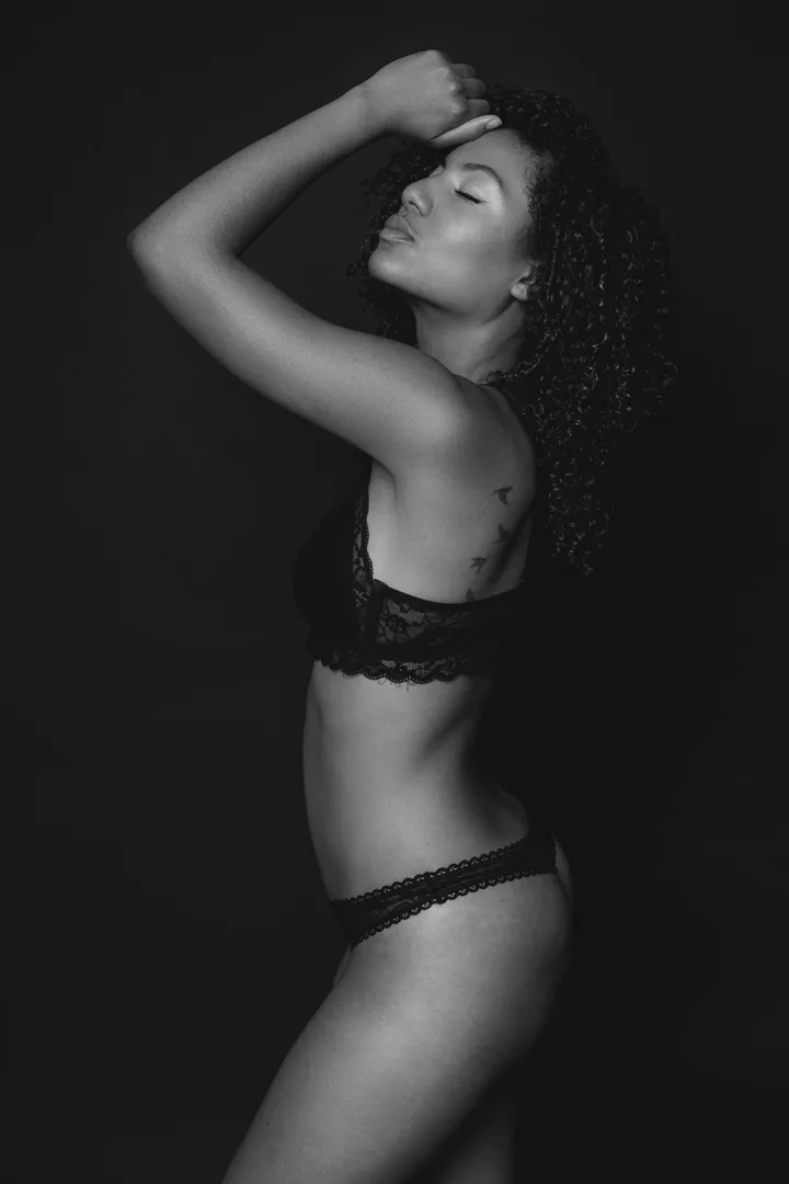 Book de modelo Janely de León en Valencia - Foto 2