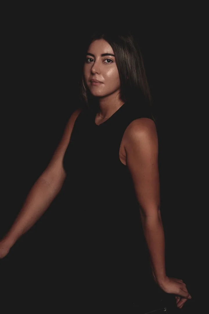 Book de modelo Lina Brassaud en Valencia - Foto 1