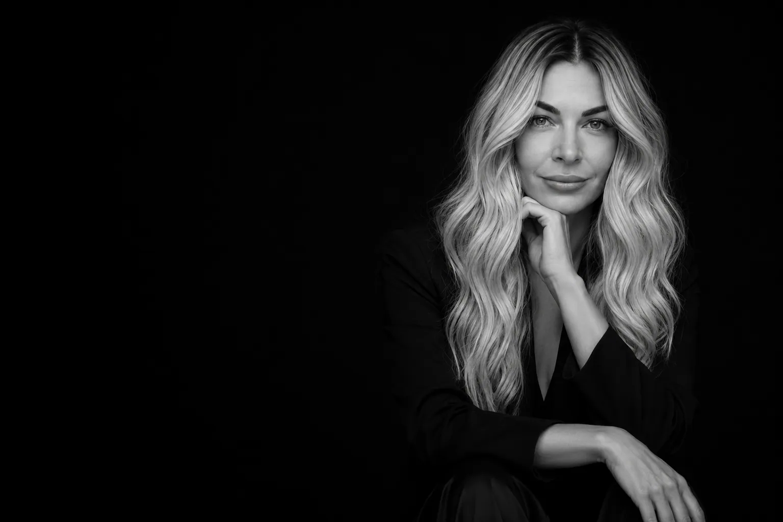 Maribel Server, fotógrafa de retrato, en su estudio de Valencia